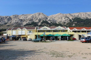 Apartments Mikulan Beach